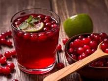 The arterial pressure is reduced for the mind of the long-lived lingonberry juice