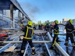 At the site of the destroyed mall in Kremenchug, 10 bodies of the dead were found