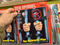 Putin humiliated Merkel and “saddled” Schroeder: what should Germany do now