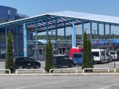 Traffic jams formed on the Polish-Ukrainian border
