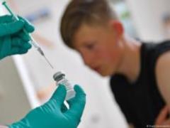 Coronavirus vaccination does not increase risk of heart attack