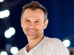 Vakarchuk had a daughter