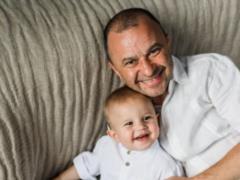 Victor Pavlik admired the photo with a noticeably grown one-year-old son