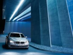 BMW began to introduce a subscription for heated seats in already sold cars