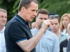 В Белгороде местные жители бьют стекла в своих домах и требуют компенсации за обстрел