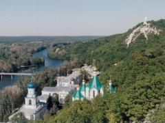 Разведчикам удалось эвакуировать группу мирных жителей из Святогорской Лавры