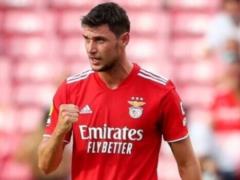 Forward of the national team of Ukraine Yaremchuk scored a goal for Benfica against the English club