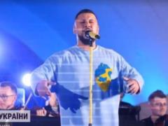 MONATK вернулся в Украину и дал концерт в киевском метро на  Майдане Незалежности 