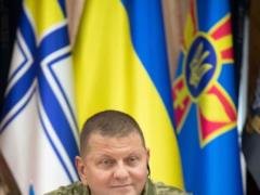 Valery Zaluzhny showed his wife in a romantic photo