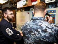 Soldiers of the Armed Forces of Ukraine study on warships in the UK