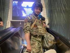 Kolya Serga with a weapon in his hands showed how he studies to be a sniper