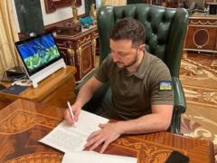 Zelensky introduced a new award -  