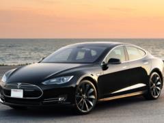 Еще одна угроза от автомобилей Tesla – не реагируют на мотоциклистов