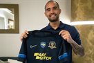 Dnipro-1 stole the brazilian goalkeeper