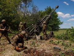 In the south, the Russians are conducting a defensive operation, inflicting air strikes and using aerial reconnaissance - Genera