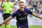 Manchester City complete transfer of Gomez from Anderlecht