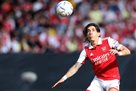 Barcelona urged to sign Bellerin