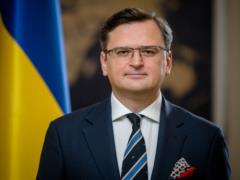 Kuleba advised Russians dissatisfied with the prospect of a ban on entry to Europe to complain to the Kremlin