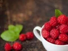 Endocrinologist called a berry, the use of which contributes to weight loss