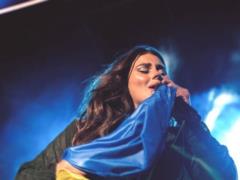 KAZKA sang with refugee children at the scandalous Sziget festival and called for the release of  