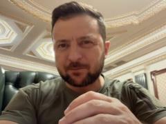 Зеленський звернувся з важливим проханням до жителів Криму
