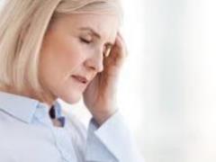 Four signs of menopause that may appear in the mouth