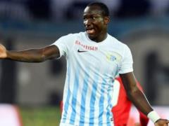 Ex-forward Levante is on the lookout in Zori