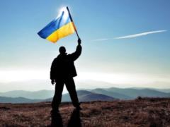 День Флага: Осадчая, Мазур, Падалко и другие звезды поздравили украинцев с праздником
