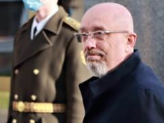 Belarusian Defense Minister gives Reznikov  