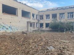 A lot of shelling, hitting educational institutions and scorched lands: how the night went in the Donetsk region