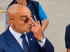 Российский  эксперт-атомщик , водивший МАГАТЭ по ЗАЭС, на самом деле специалист по приматам  из обезьяньего питомника Сухуми