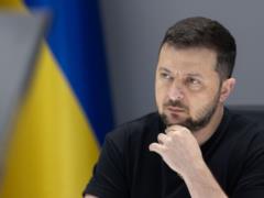 Zelensky discusses increased pressure on Russia with Pelosi