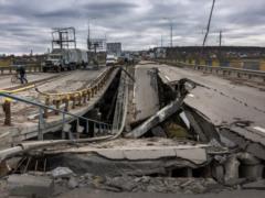 Ремонт разрушенных войной мостов и дорог провален из-за лоббизма и тенизации