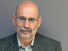 Революция в России неизбежна — писатель Акунин