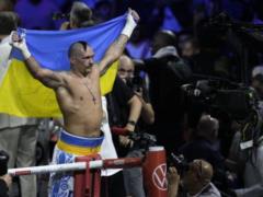 Усик поддержал юношескую сборную по боксу, которой запретили выступать под флагом Украины на ЧЕ
