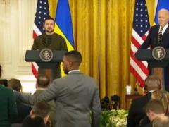 The delegation accompanying Zelensky to Washington does not include representatives of the military department