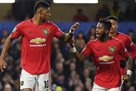 Manchester United extending the contract and once again with the viconavians