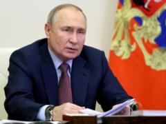 Putin appears in public more often because he probably began to worry about his popularity - ISW