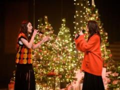 Nadya Dorofeeva in a duet with an aspiring singer delighted with the performance of the legendary song  