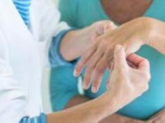 Doctors told how to escape from the seasonal exacerbation of inflammation of the joints