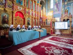 КСУ признал конституционным закон о переименовании УПЦ МП