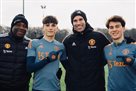 Van Persie sati as a coach - to pass an internship at Manchester United