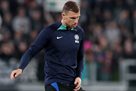Dzeko hesitates to accept Inter s proposal to continue the contract