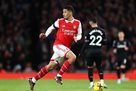 Arsenal by activating the option of automatic continuation of the contract with the defender