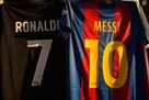 Ronaldo and Messi can play one against one in the middle of the day