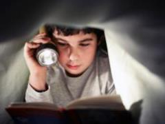 If there is no electrician: how not to irritate the eyes with inaccurate lighting