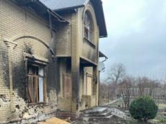 Войска РФ ударили по домам и больнице в Курахово, есть раненый — глава ОВА