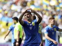  Марсель  ярким видеороликом объявил о переходе Малиновского: детали соглашения