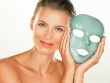Fight wrinkles under the eyes