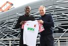Augsburg signed Eboa from Genoa and Cardona from Brest